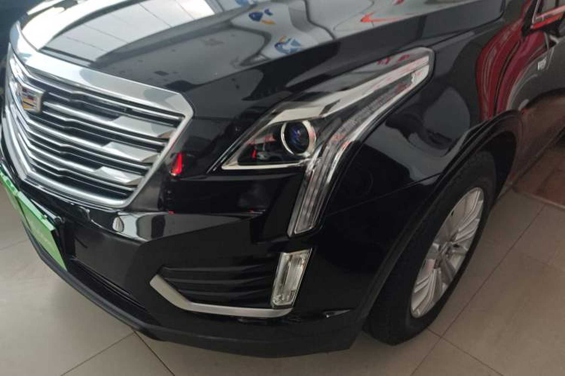 Used Cadillac XT5 2018 28E Four-Wheel Drive Tech Version Left Front Headlight