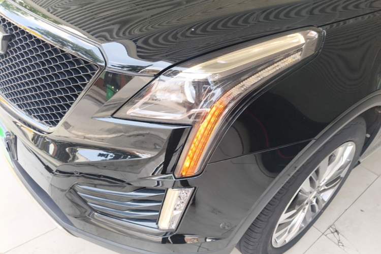 Used Cadillac XT5 2018 28E Four-Wheel Drive Leading Version Left Front Headlight