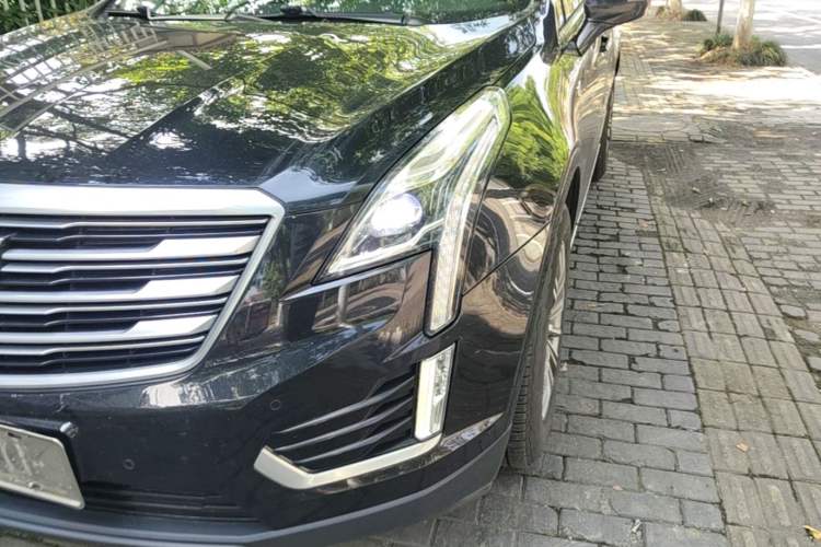Used Cadillac XT5 2018 28T Four-Wheel Drive Luxury Model Left Front Headlight