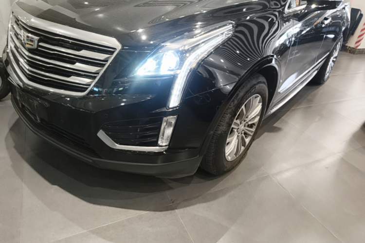 Used Cadillac XT5 2018 25T Luxury Model Left Front Headlight