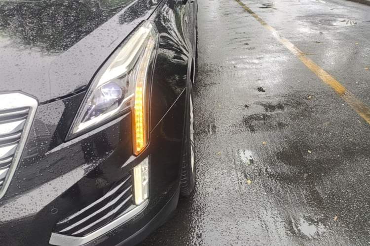 Used Cadillac XT5 2018 28T Four-Wheel Drive Luxury Model Left Front Headlight