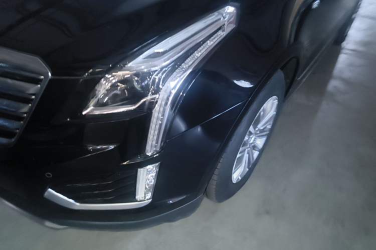 Used Cadillac XT5 2018 28T Four-Wheel Drive Luxury Model Left Front Headlight