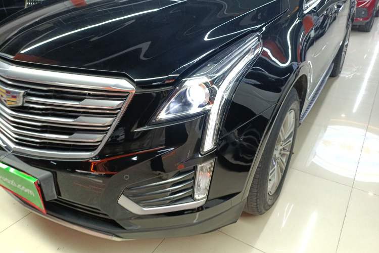 Used Cadillac XT5 2018 25T Luxury Model Left Front Headlight