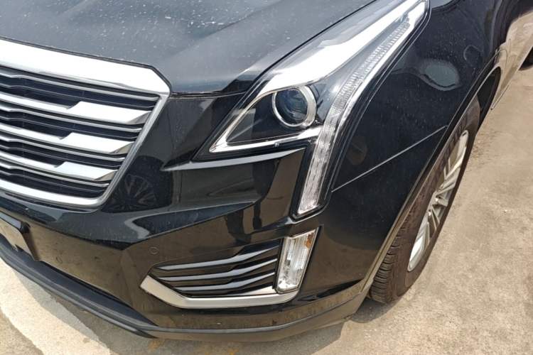 Used Cadillac XT5 2018 25T Luxury Model Left Front Headlight