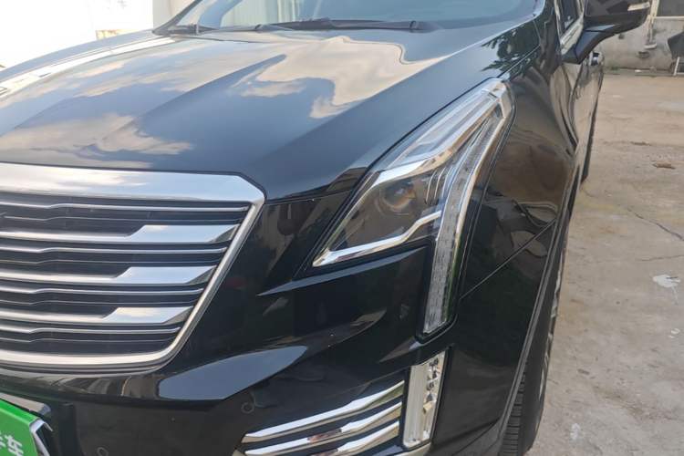 Used Cadillac XT5 2018 28T Four-Wheel Drive Luxury Model Left Front Headlight
