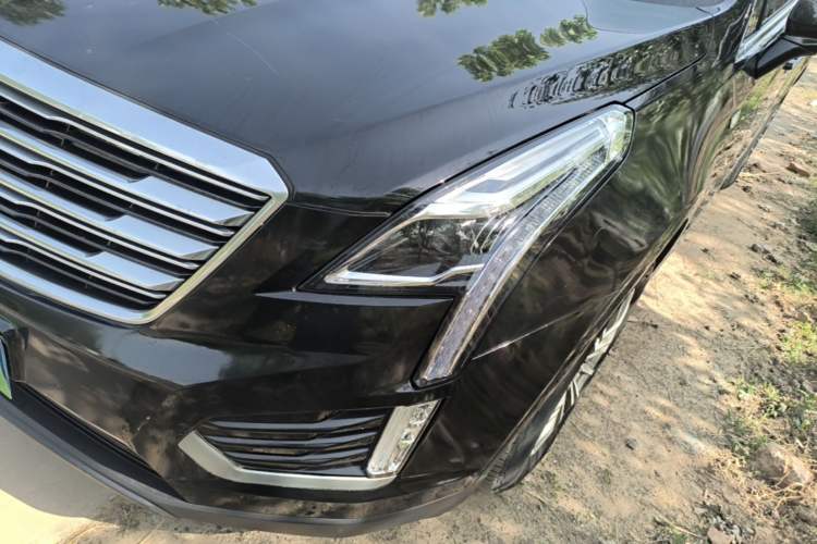 Used Cadillac XT5 2018 28T Four-Wheel Drive Luxury Model Left Front Headlight