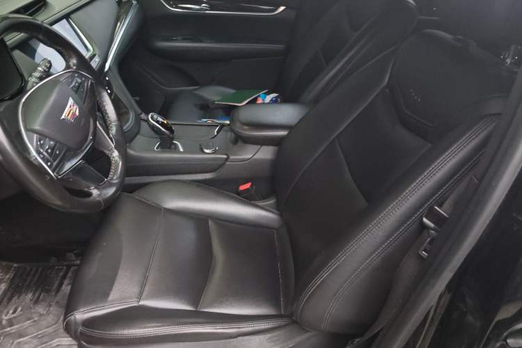 Used Cadillac XT5 2018 28E Four-Wheel Drive Tech Version Left Front Seat