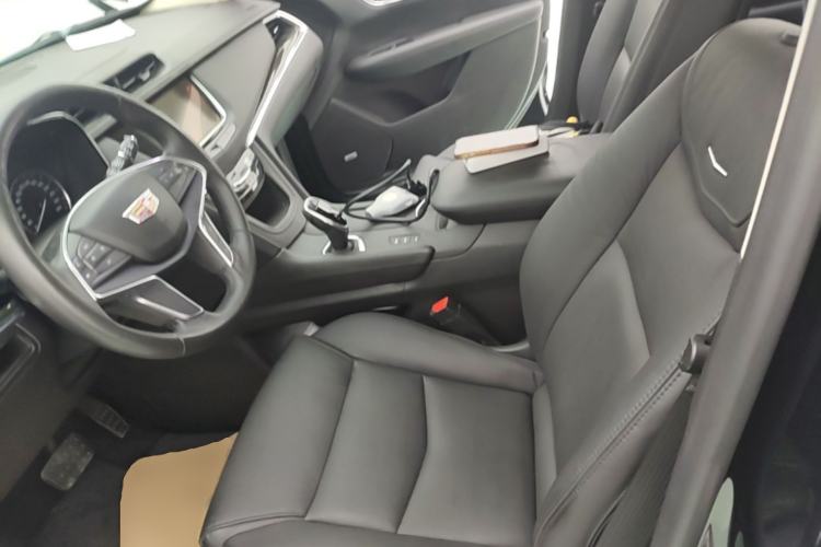 Used Cadillac XT5 2018 28T Four-Wheel Drive Luxury Model Left Front Seat