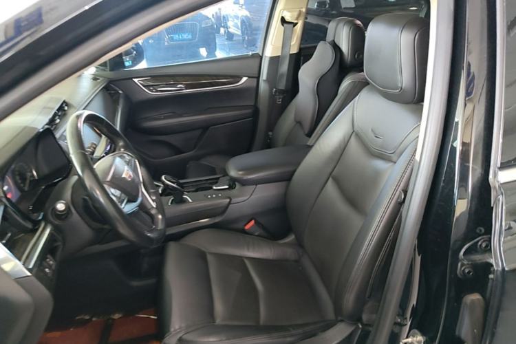 Used Cadillac XT5 2018 28T Four-Wheel Drive Luxury Model Left Front Seat