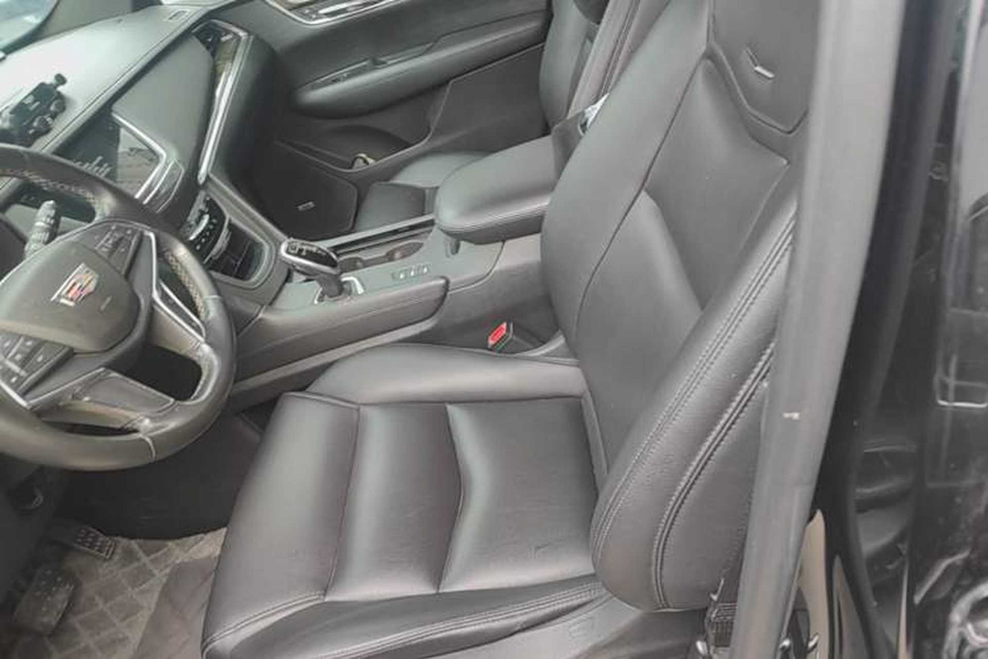 Used Cadillac XT5 2018 28E Four-Wheel Drive Tech Version Left Front Seat