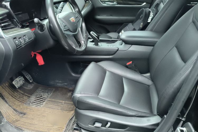 Used Cadillac XT5 2018 28E Four-Wheel Drive Tech Version Left Front Seat