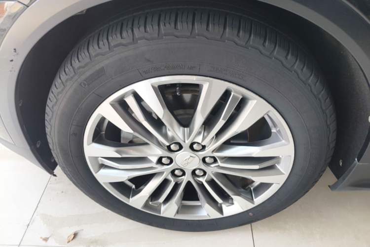 Used Cadillac XT5 2018 28E Four-Wheel Drive Leading Version Left Front Wheel Hub