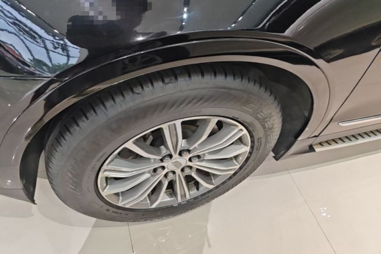 Used Cadillac XT5 2018 25T Luxury Model Left Front Wheel Hub