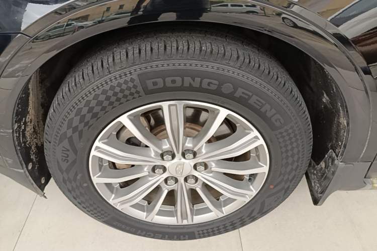 Used Cadillac XT5 2018 28T Four-Wheel Drive Luxury Model Left Front Wheel Hub