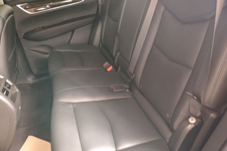 Used Cadillac XT5 2018 25T Luxury Model Left Rear Seat