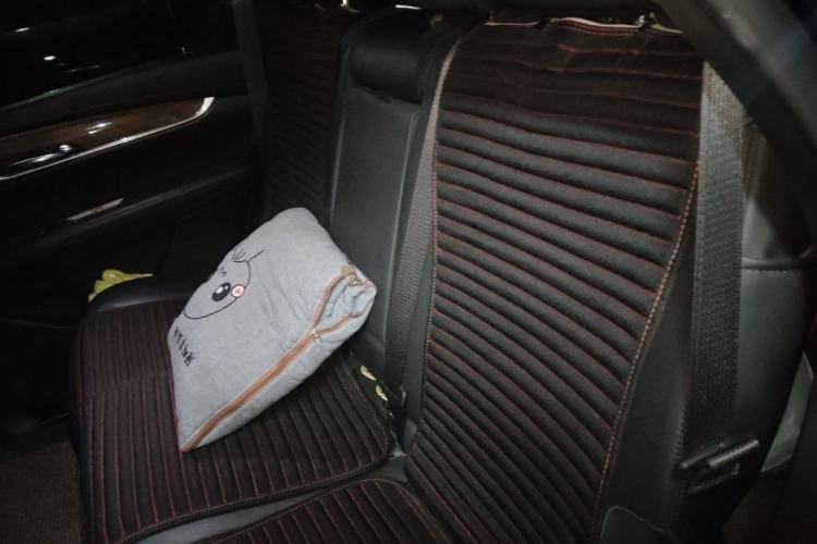 Used Cadillac XT5 2018 28E Four-Wheel Drive Leading Version Left Rear Seat