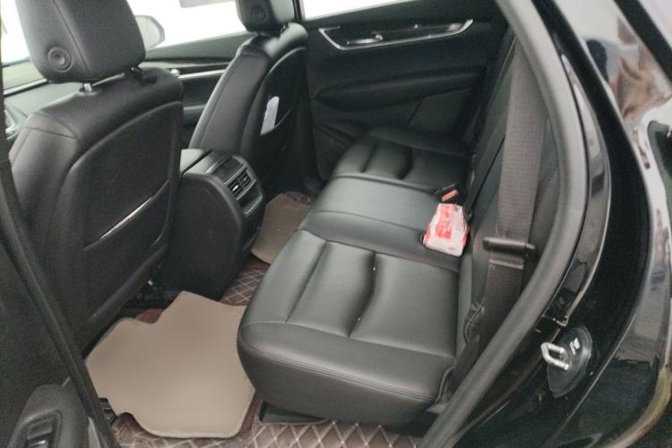 Used Cadillac XT5 2018 28E Four-Wheel Drive Tech Version Left Rear Seat