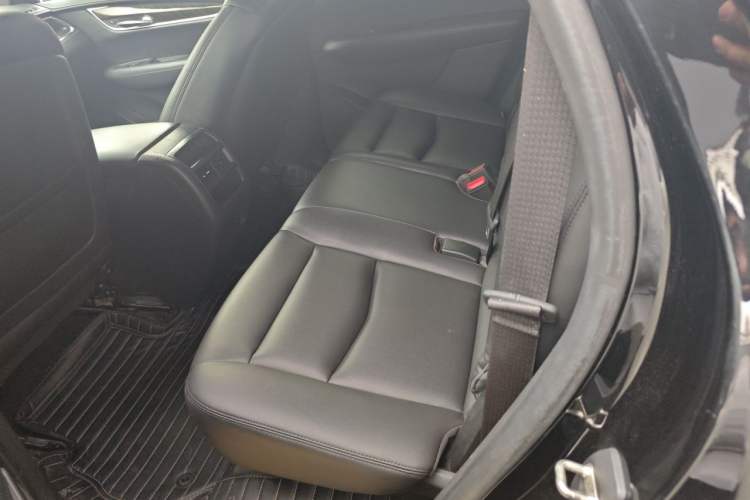 Used Cadillac XT5 2018 28E Four-Wheel Drive Leading Version Left Rear Seat