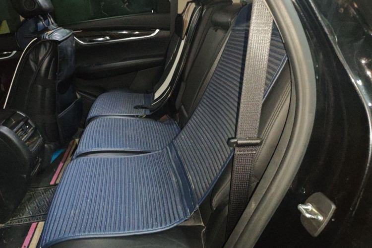 Used Cadillac XT5 2018 25T Luxury Model Left Rear Seat