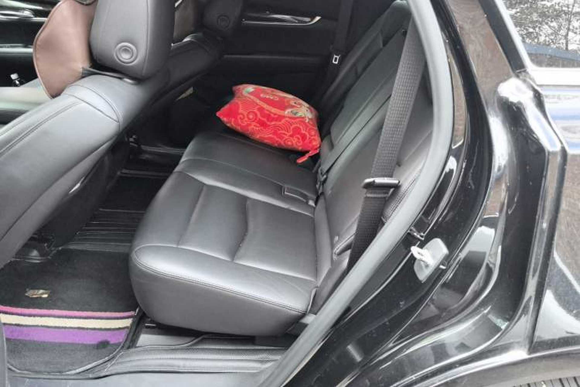 Used Cadillac XT5 2018 28E Four-Wheel Drive Tech Version Left Rear Seat