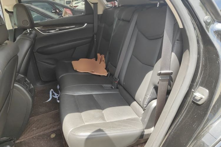 Used Cadillac XT5 2018 25T Luxury Model Left Rear Seat