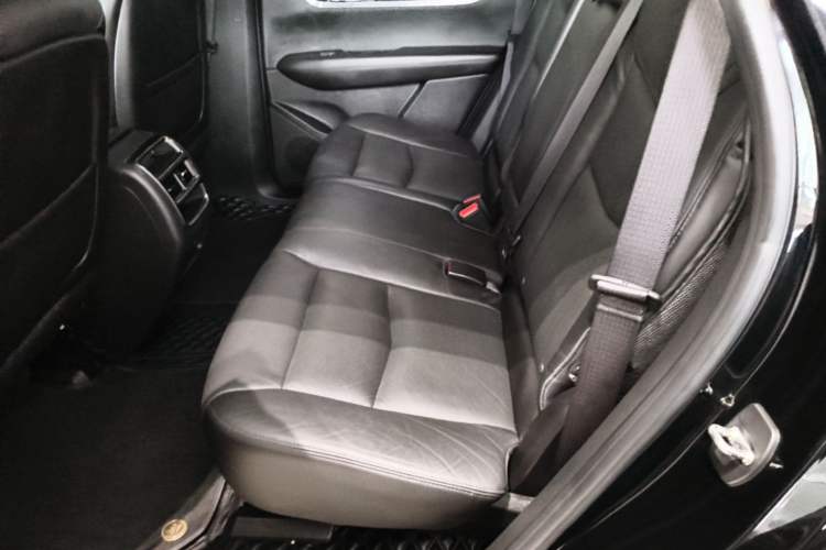 Used Cadillac XT5 2018 25T Luxury Model Left Rear Seat