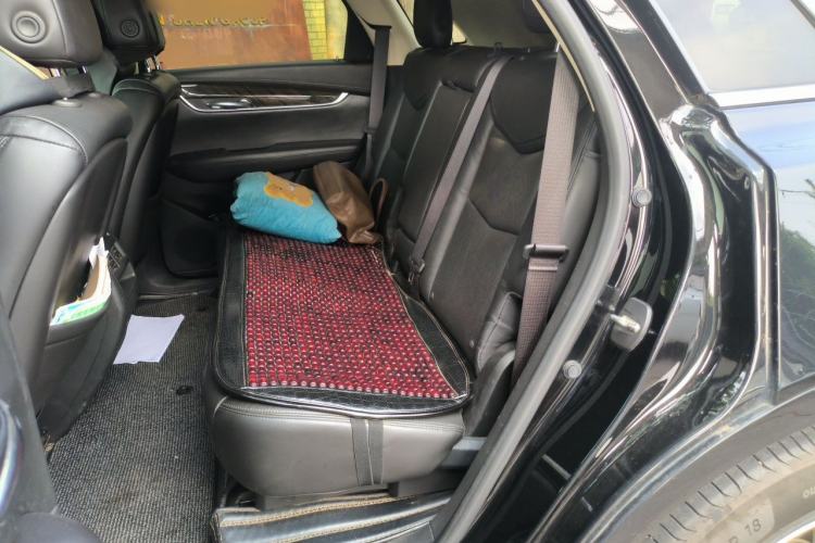 Used Cadillac XT5 2018 25T Luxury Model Left Rear Seat