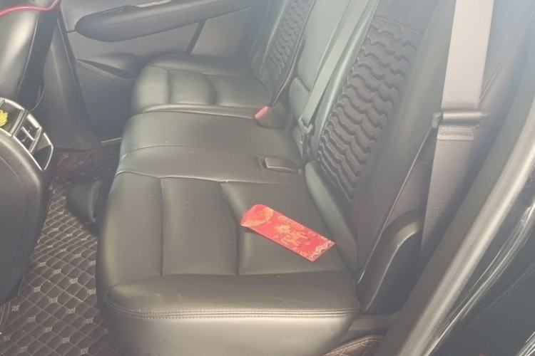 Used Cadillac XT5 2018 25T Luxury Model Left Rear Seat