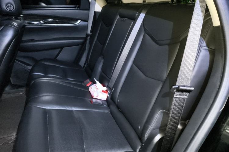 Used Cadillac XT5 2018 25T Luxury Model Left Rear Seat