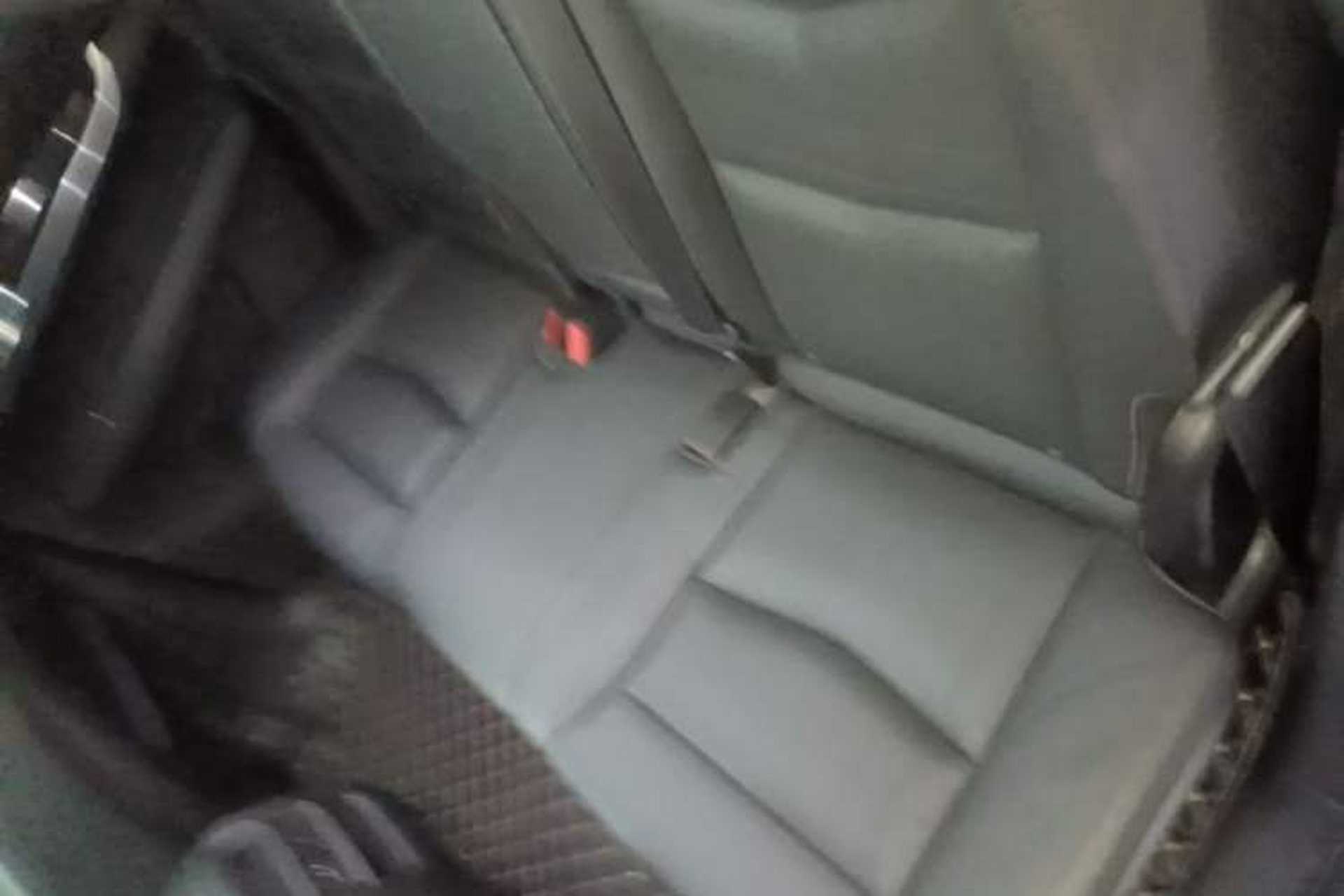 Used Cadillac XT5 2018 25T Luxury Model Left Rear Seat