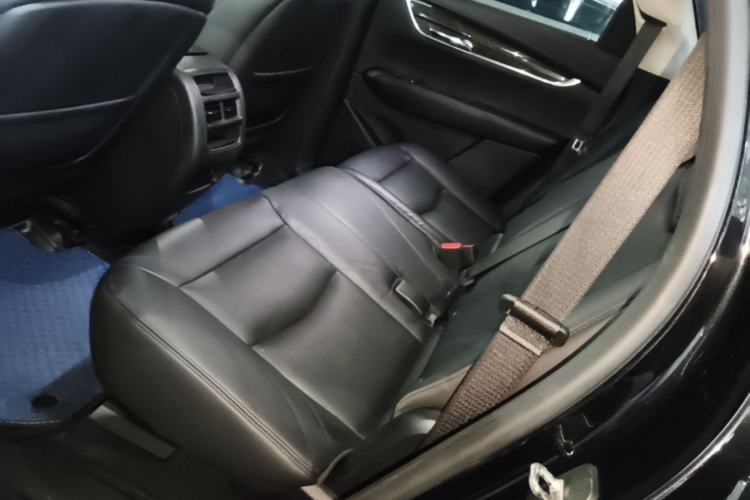 Used Cadillac XT5 2018 25T Luxury Model Left Rear Seat