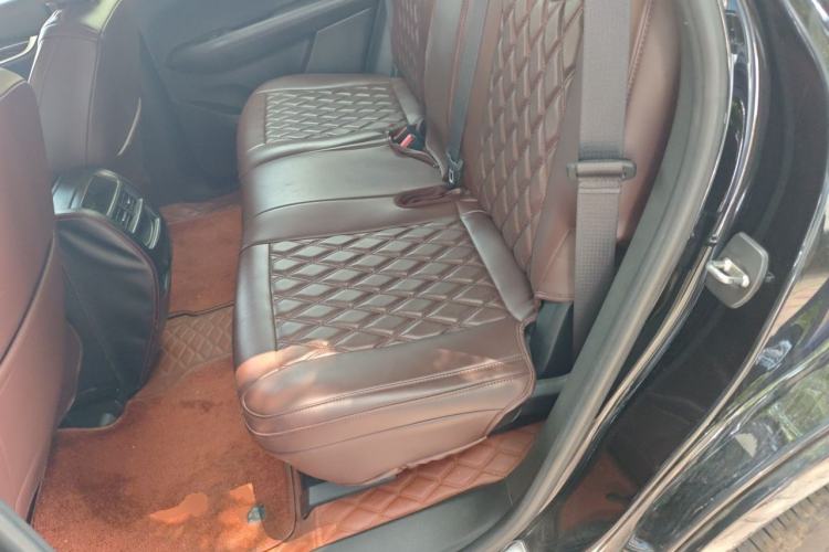 Used Cadillac XT5 2018 25T Luxury Model Left Rear Seat