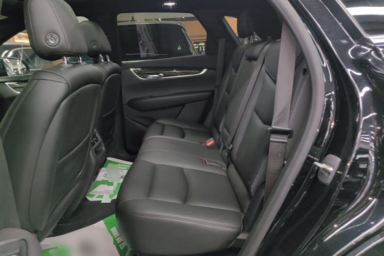 Used Cadillac XT5 2018 28E Four-Wheel Drive Tech Version Left Rear Seat