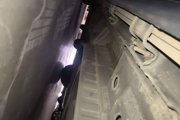 Used Cadillac XT5 2018 28T Four-Wheel Drive Luxury Model Left Side Sill