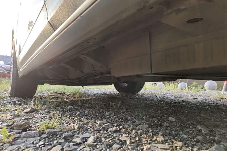 Used Cadillac XT5 2018 28E Four-Wheel Drive Tech Version Left Side Sill