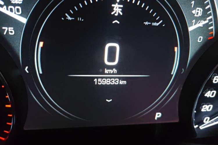 Used Cadillac XT5 2018 28E Four-Wheel Drive Leading Version Odometer Close Up