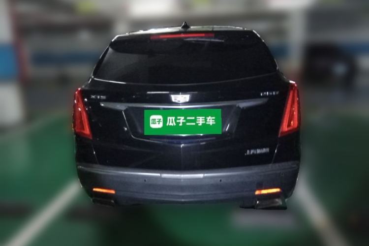 Used Cadillac XT5 2018 25T Luxury Model Rear