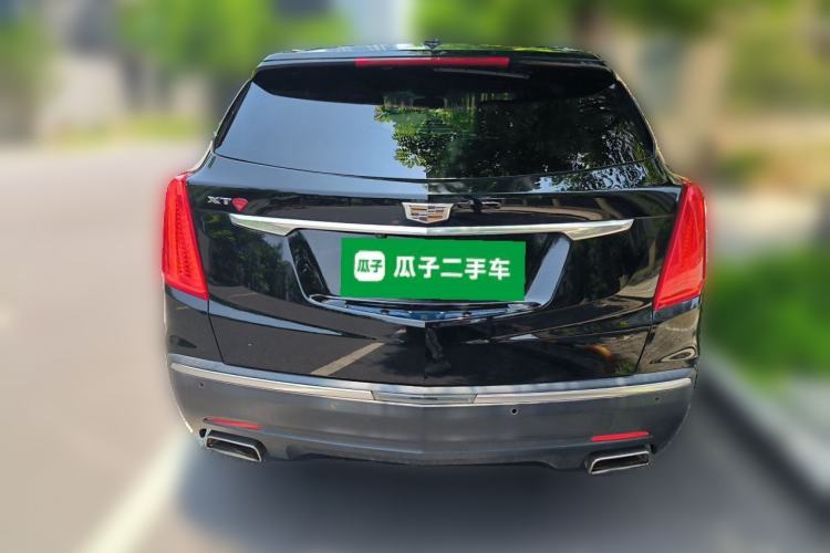 Used Cadillac XT5 2018 25T Luxury Model Rear