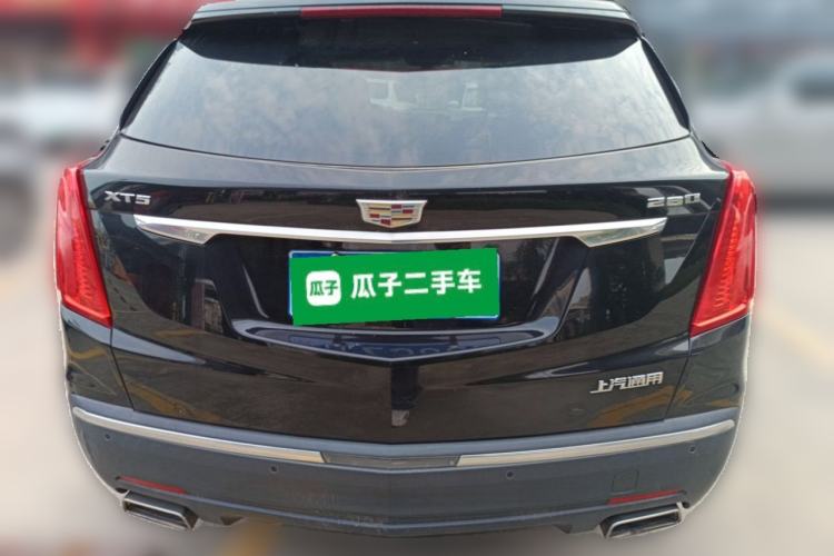 Used Cadillac XT5 2018 25T Luxury Model Rear