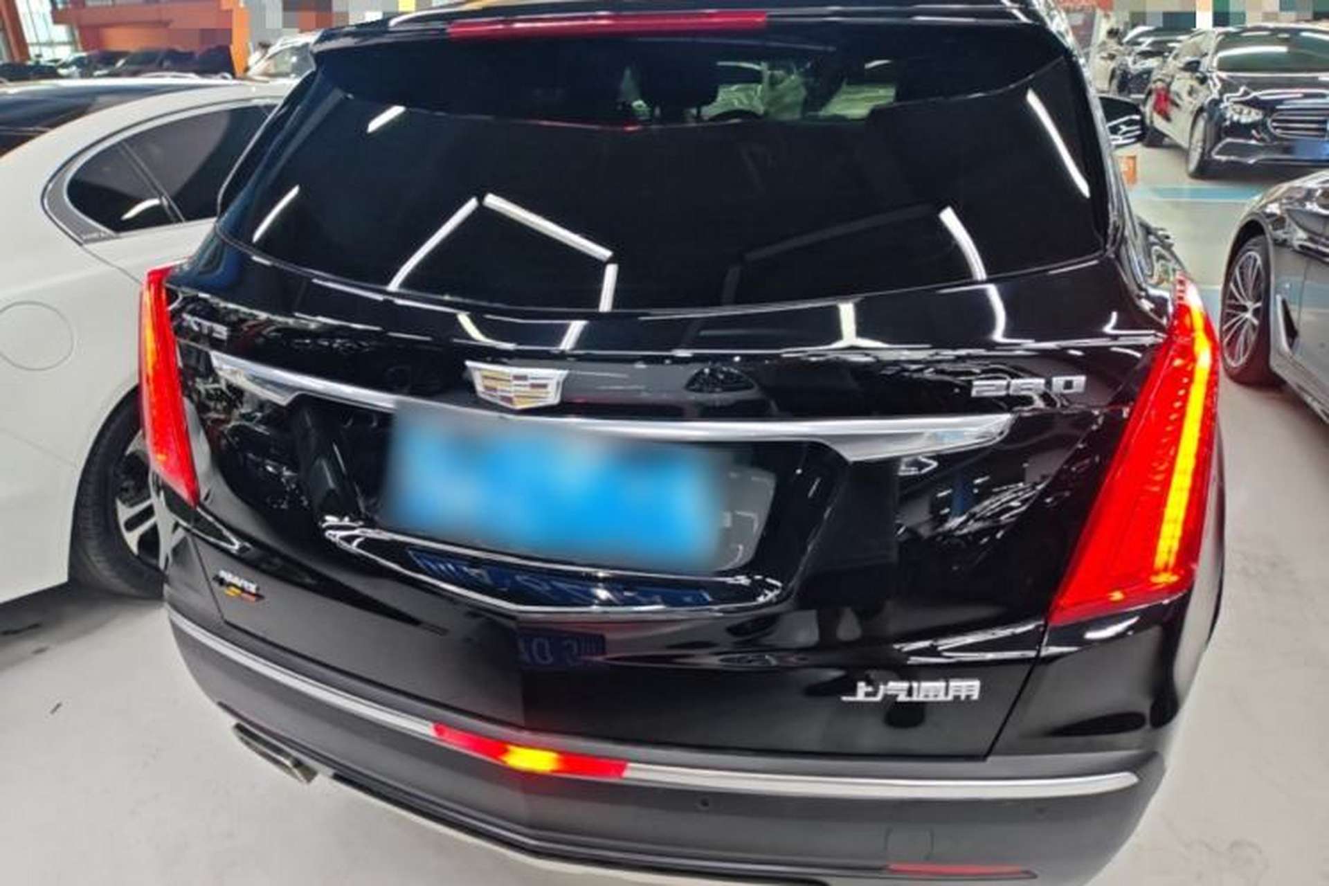 Used Cadillac XT5 2018 28T Four-Wheel Drive Luxury Model Rear