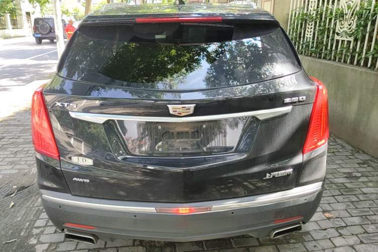 Used Cadillac XT5 2018 28T Four-Wheel Drive Luxury Model Rear