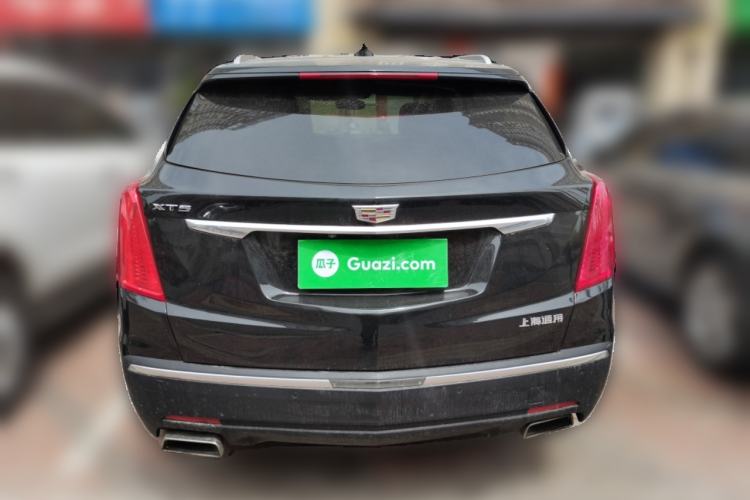 Used Cadillac XT5 2018 25T Luxury Model Rear