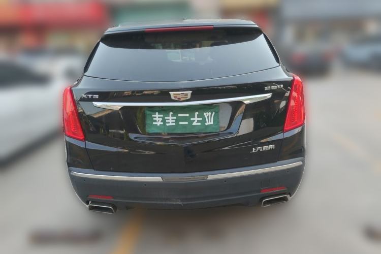 Used Cadillac XT5 2018 25T Luxury Model Rear