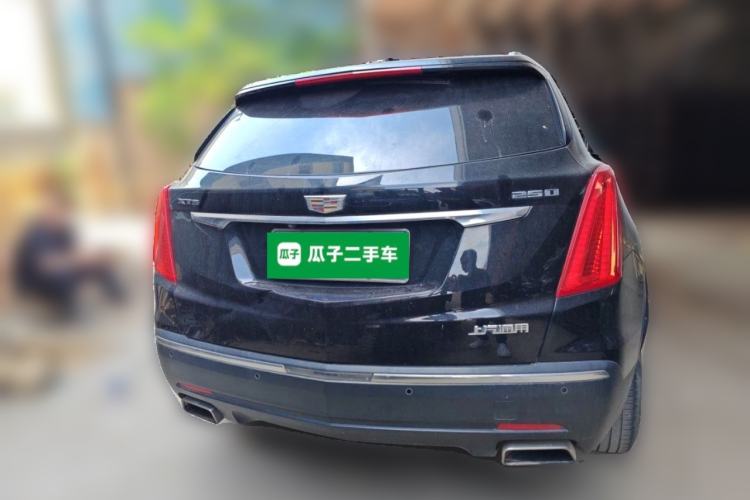 Used Cadillac XT5 2018 25T Luxury Model Rear