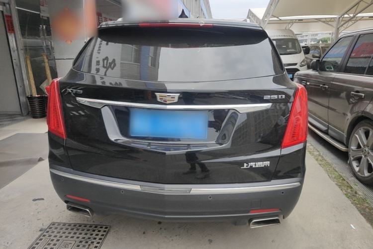 Used Cadillac XT5 2018 25T Tech Model Rear
