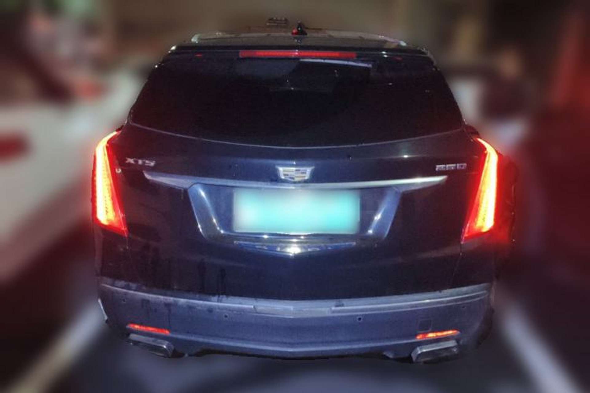 Used Cadillac XT5 2018 25T Luxury Model Rear