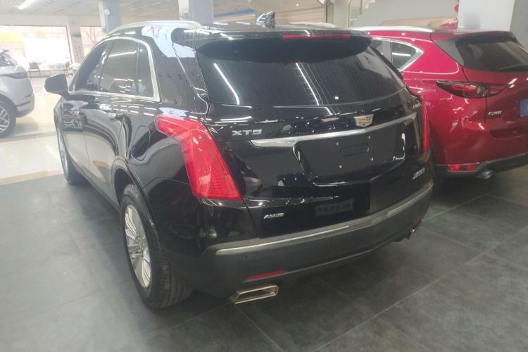 Used Cadillac XT5 2018 28E Four-Wheel Drive Tech Version Rear Left 45 Deg