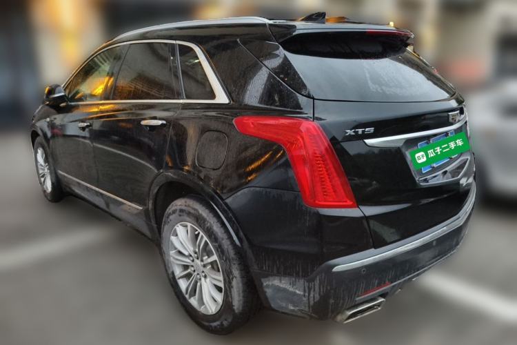 Used Cadillac XT5 2018 25T Luxury Model Rear Left 45 Deg