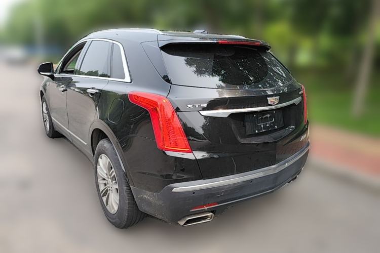 Used Cadillac XT5 2018 25T Luxury Model Rear Left 45 Deg