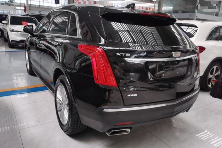 Used Cadillac XT5 2018 28E Four-Wheel Drive Tech Version Rear Left 45 Deg